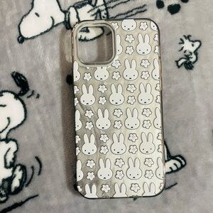 Miffy Floral IPhone12/12 Pro Case Preloved 🤍🤍🤍